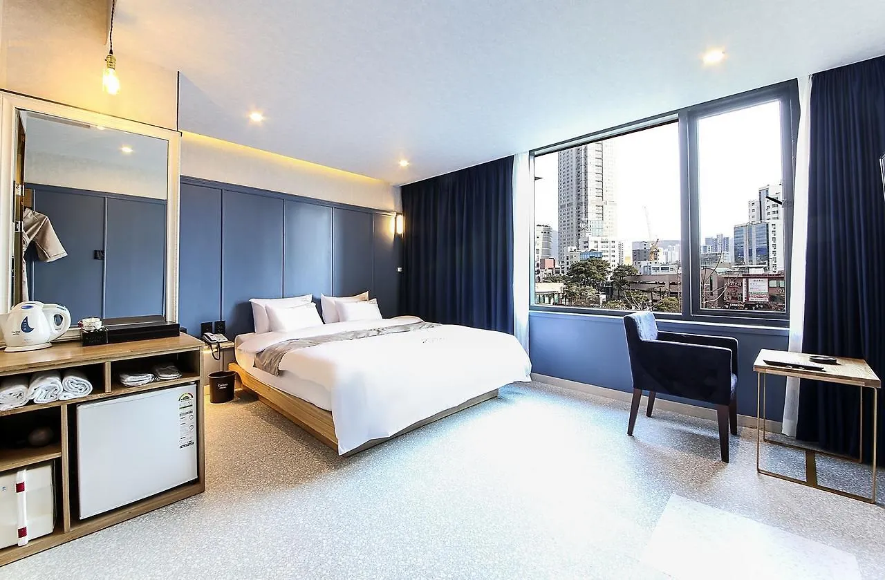 Carino Hotel Busan Motel