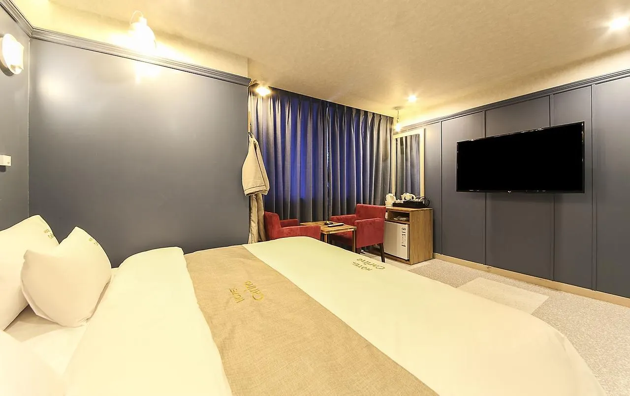 Carino Hotel Busan Motel