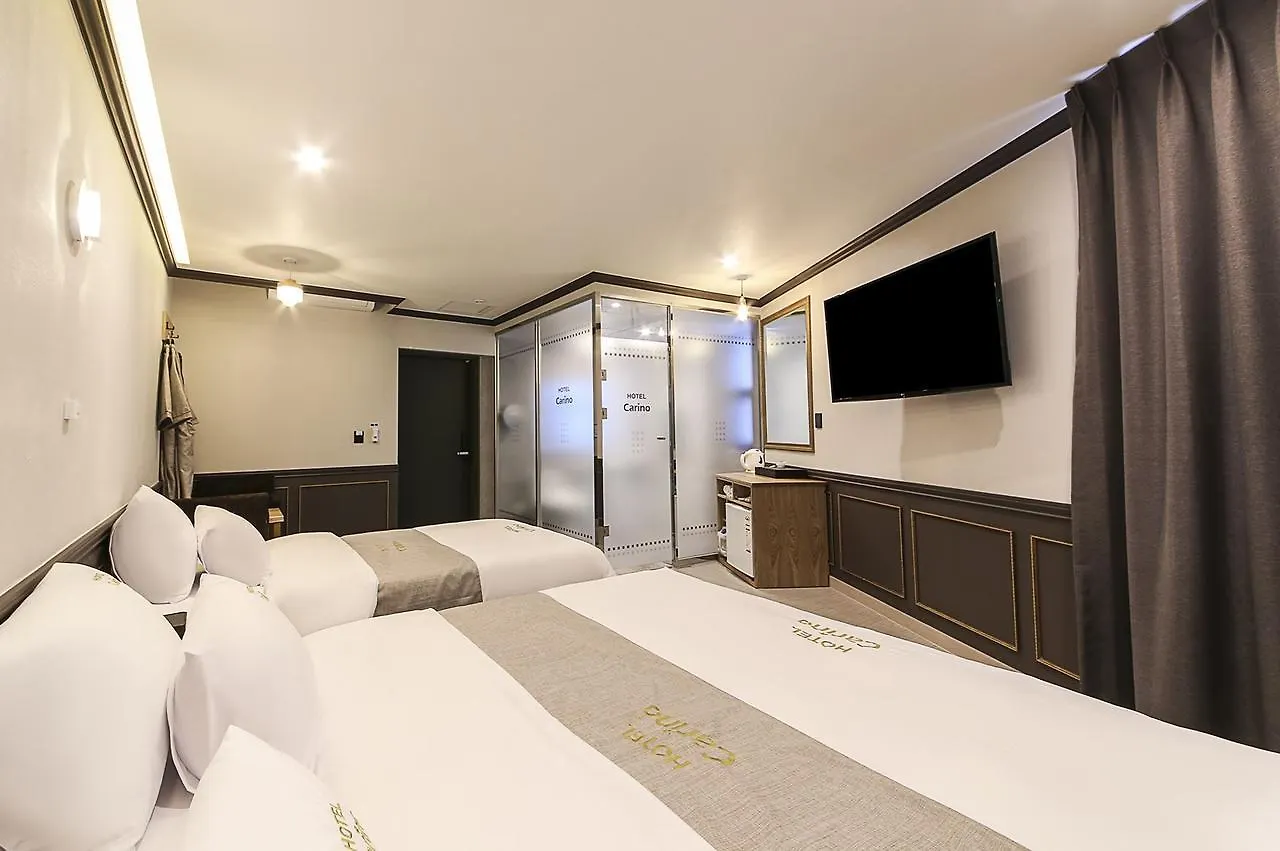 Carino Hotel Busan 2*,