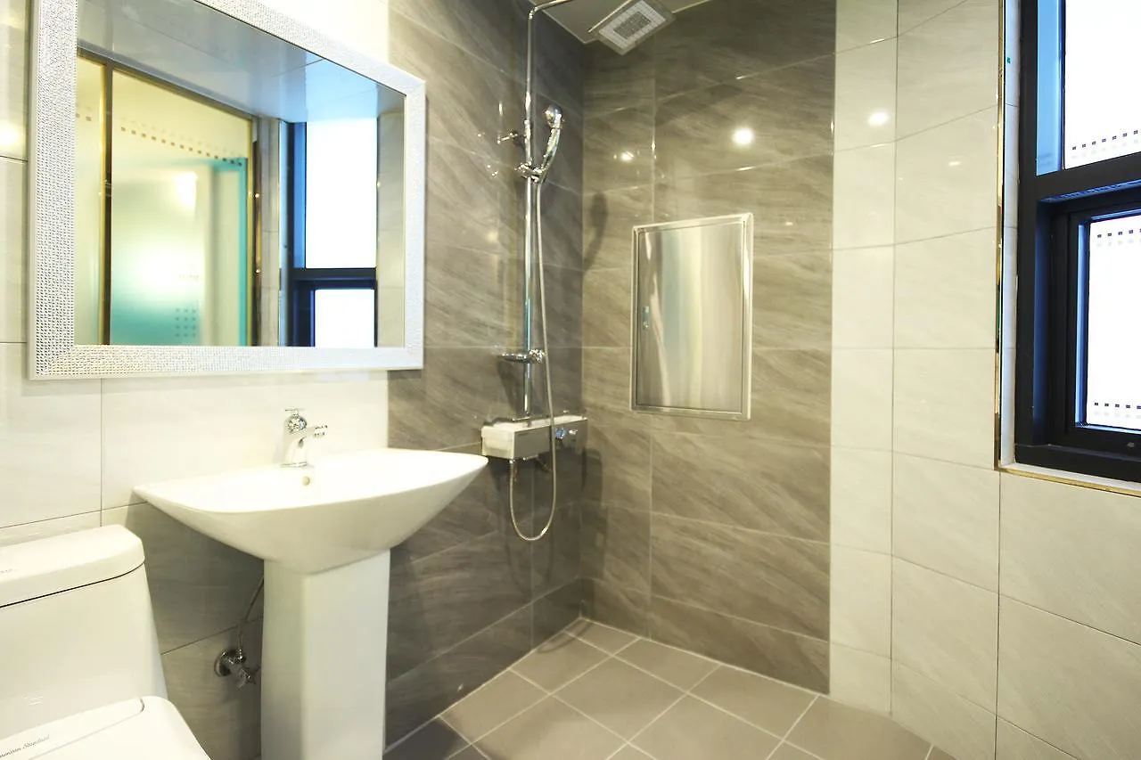 Carino Hotel Busan